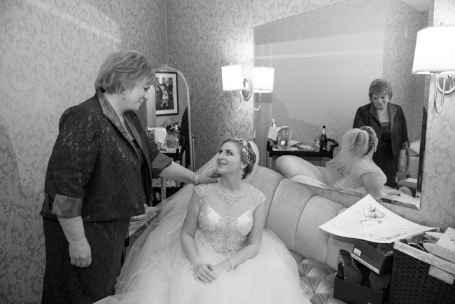 Jessica_Andres_The_Waters_Edge_Wedding__048