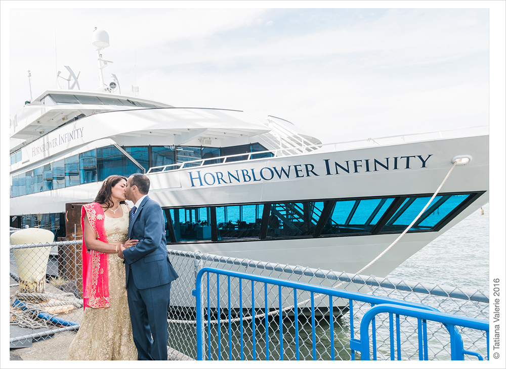 Wedding on a boat in NYC Hornblower NY