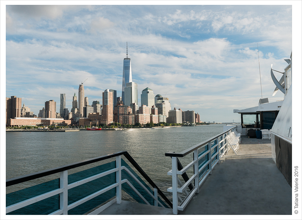 Wedding on a boat in NYC Hornblower NY